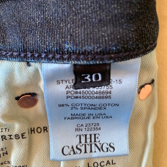 The Castings by Aritzia Denim Shorts - Picture 4 of 7